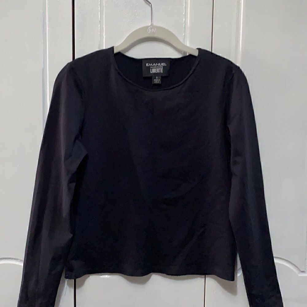 Emanuel Liberte top size small